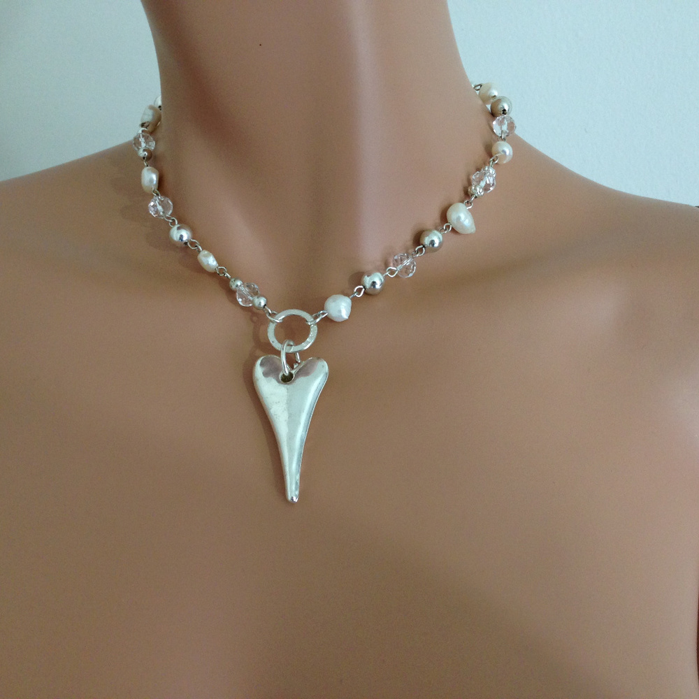 Mother of Pearl & Heart Silvertone necklace